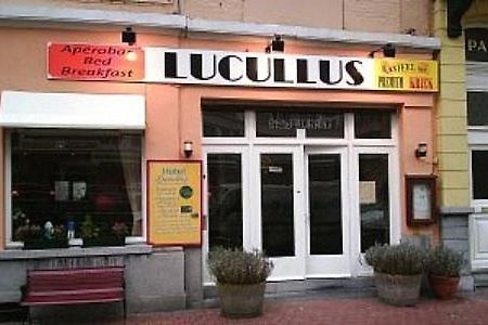 Logies Lucullus Hotel Blankenberge Bagian luar foto